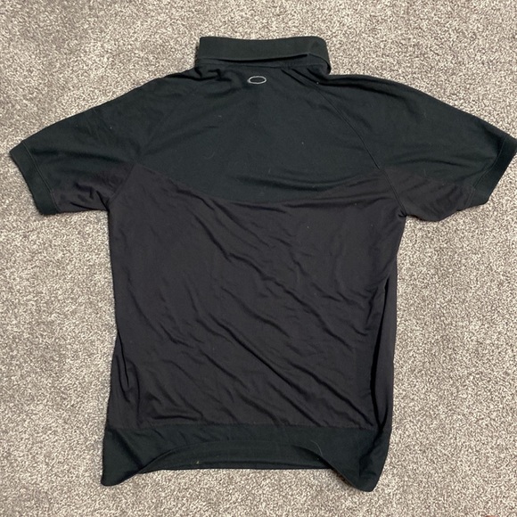 Oakley Men's Large Golf Shirt - Picture 4 of 6